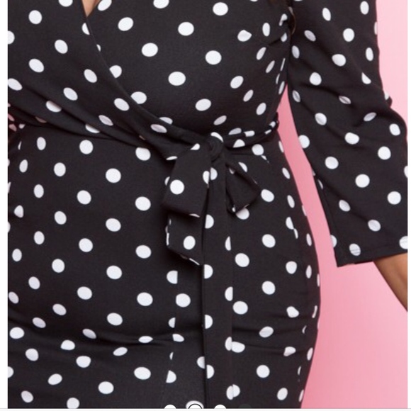 New Plus Size Polka Dot Dress - Picture 4 of 4